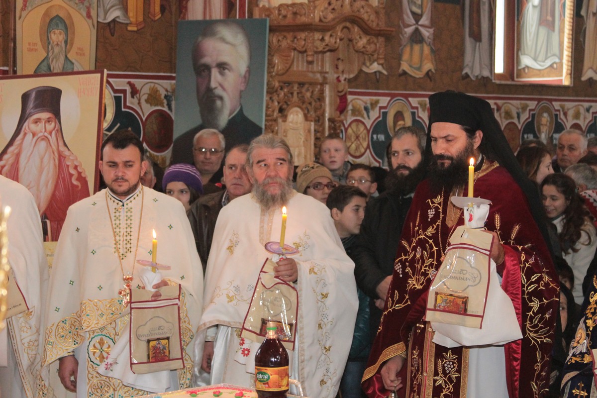 Zi de aleasă trăire duhovnicească în Parohia Mănăstirea Caşin II