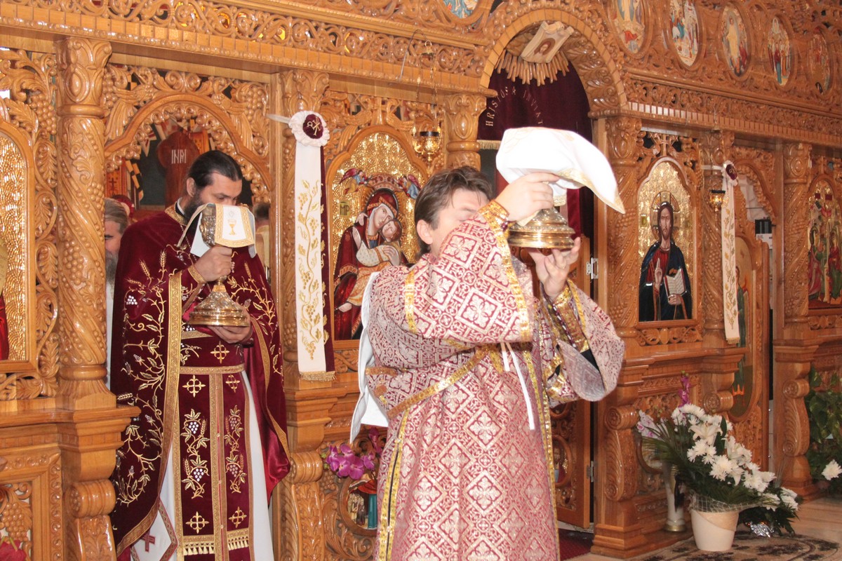 Zi de aleasă trăire duhovnicească în Parohia Mănăstirea Caşin II