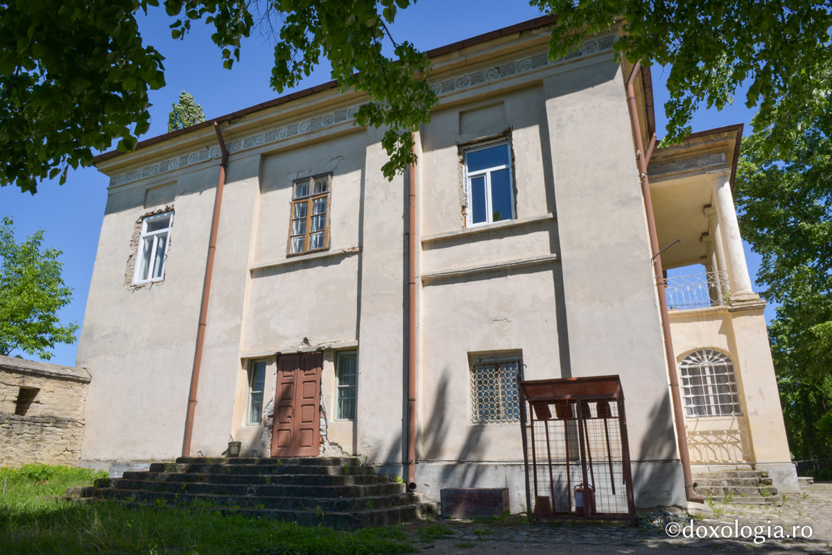 Mănăstirea Frumoasa, prin ochii călătorilor străini din trecut