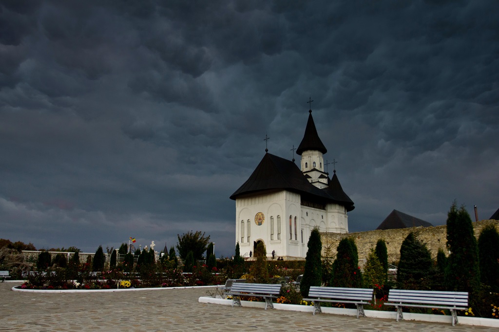 Concurs fotografie Pași de pelerin (Foto 1) - Mihaela Grigore
