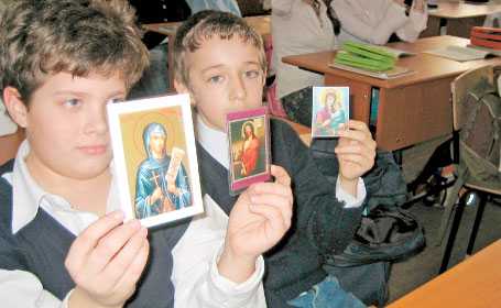 Votați pentru menținerea religiei în școli!