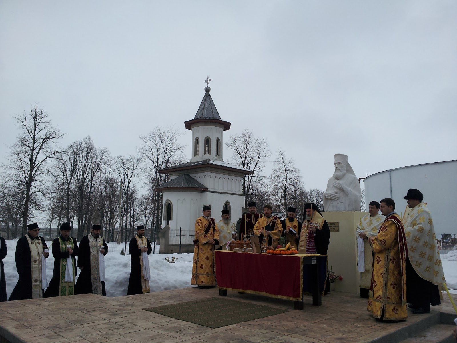 Cinci ani de împliniri pentru Eparhia Romanului şi Bacăului