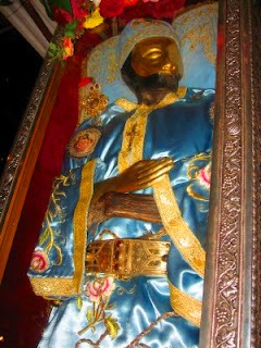 Cuviosul Iacov îl vede pe Sfântul Ioan Rusul mișcându-se în raclă