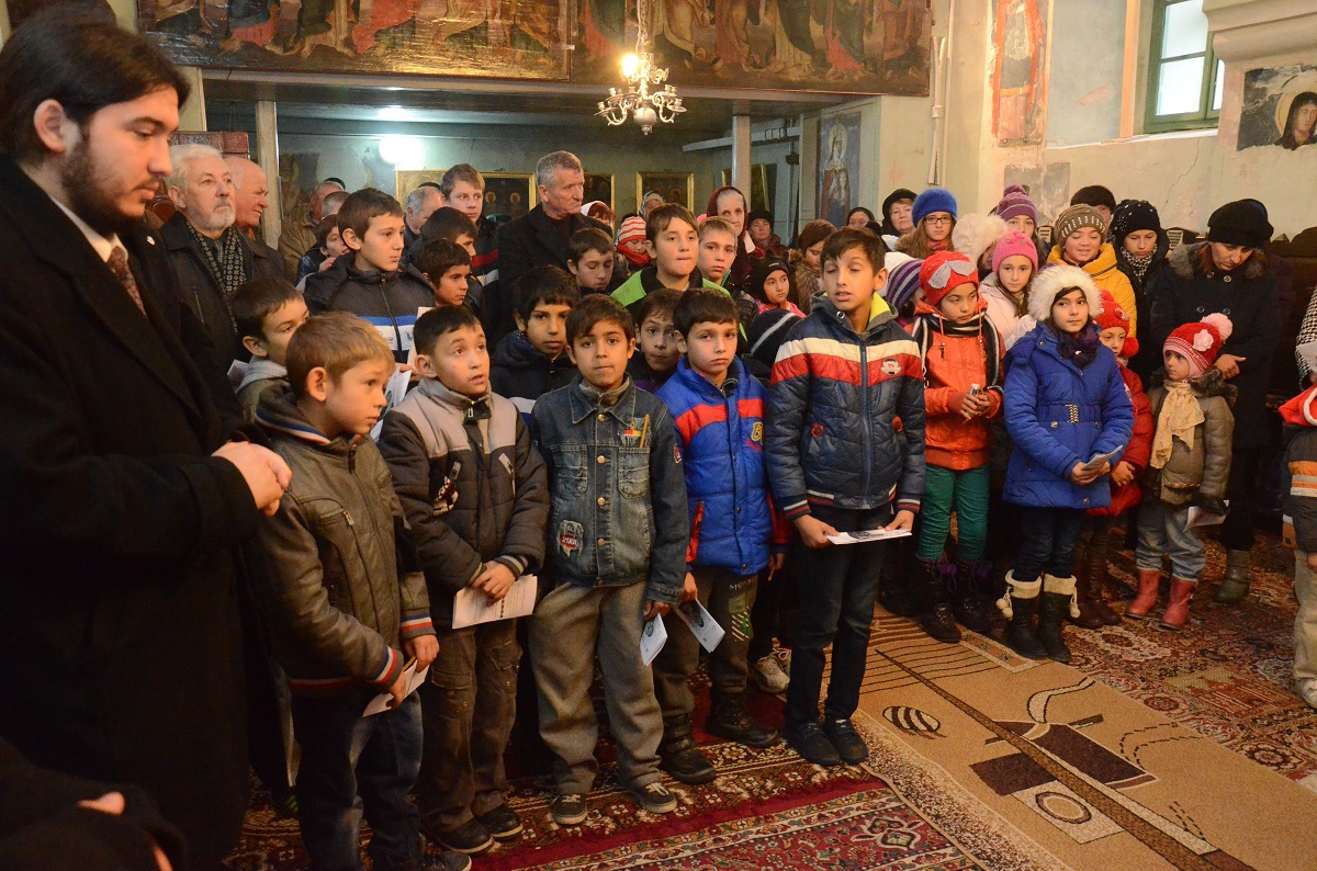 Activitate misionară a studenţilor de la Colegiul „Sfântul Nicolae“