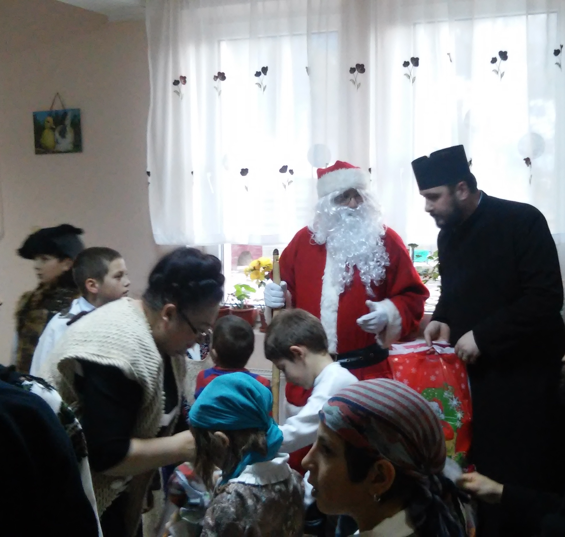 „Tradiţii şi obiceiuri nemuritoare“ la Centrul „Visătorii“