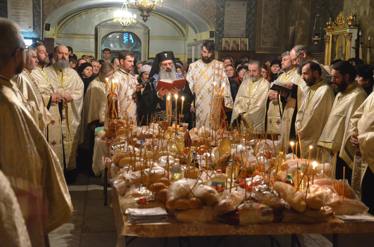 Sfântul Ierarh Spiridon, prăznuit prin slujbă arhierească