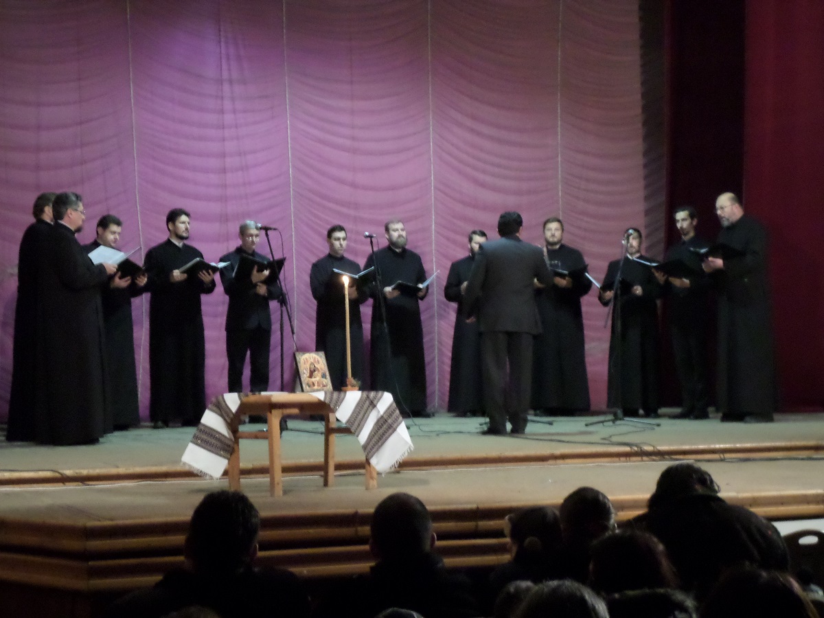 Seară culturală în Cetatea Sucevei Seară culturală în Cetatea Sucevei