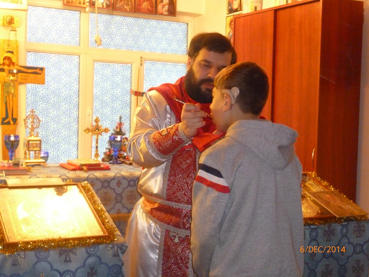 Daruri pentru elevii cu deficienţă de auz