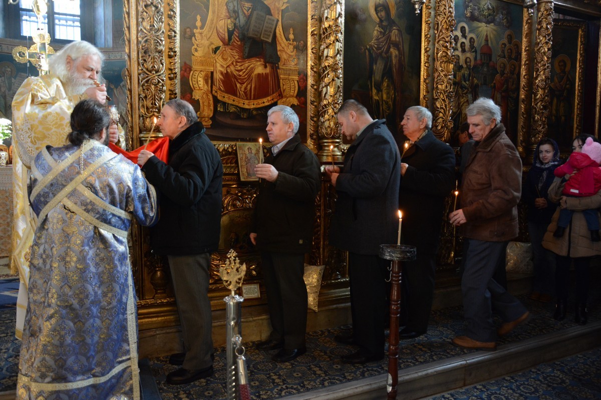 Slujbă arhierească la Biserica Bărboi din Iaşi