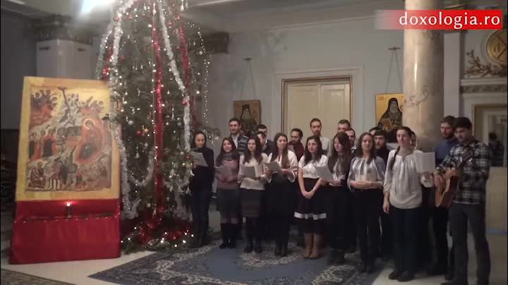 Colindători la Reședința Mitropolitana - Grupul de studenți „Sf. Iulian din Tars”, campus „Tudor Vladimirescu” - Iași