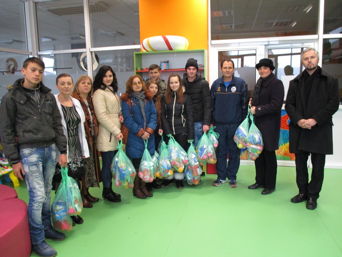 Colaborare între Parohia „Sf. Dimitrie“ - Zanea şi Colegiul Tehnic „Mihail Sturdza“ din Iaşi