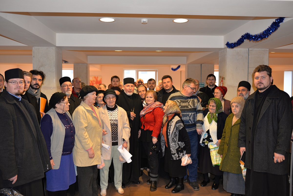 Colinde şi daruri oferite bolnavilor de preoţii Protopopiatului Iaşi 2