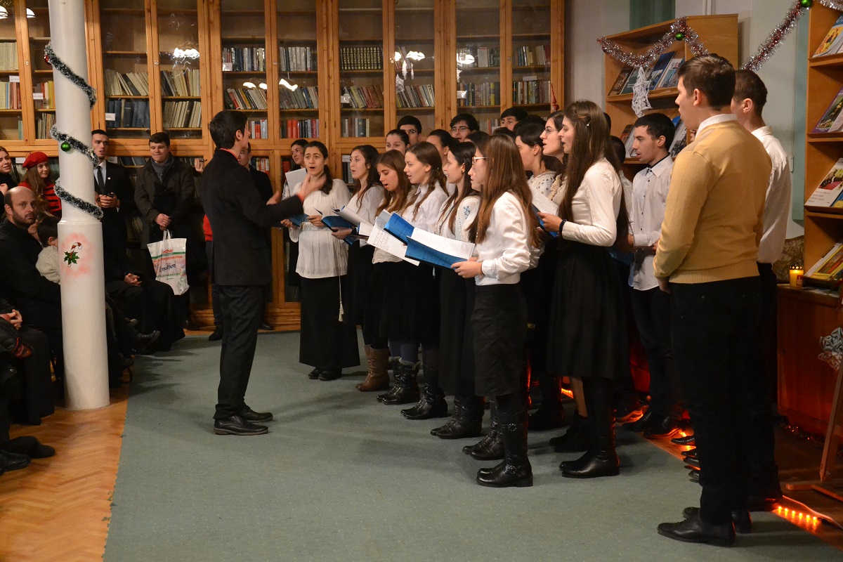 „Naşterea Domnului trebuie gustată şi trăită în fiecare clipă a vieţii noastre“