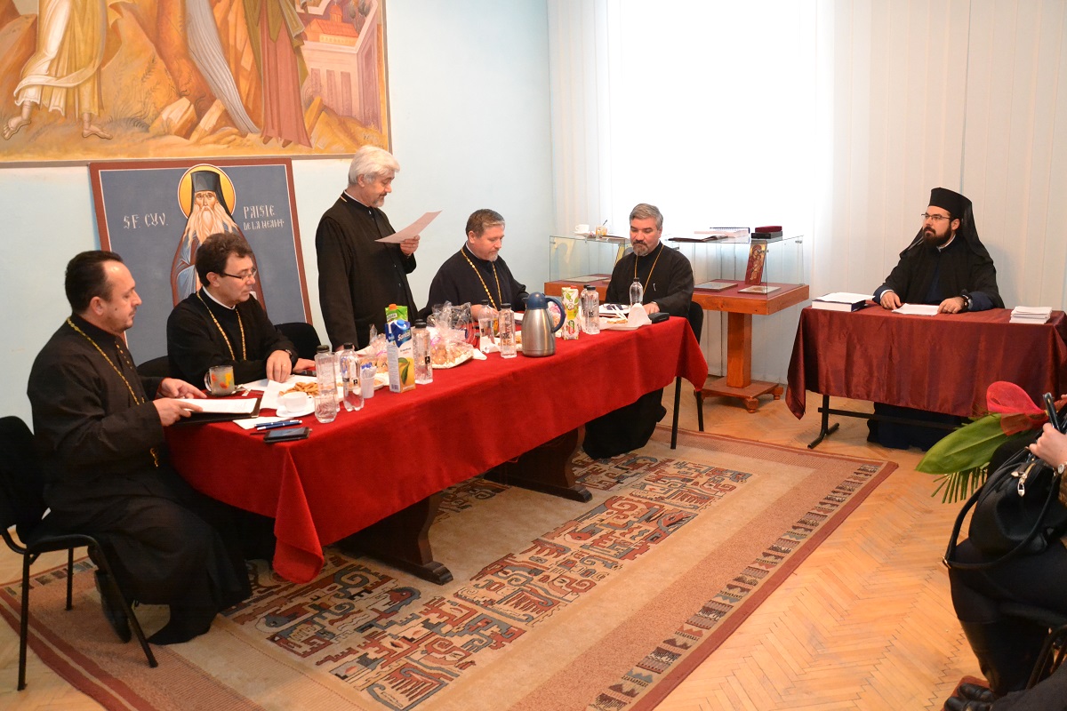 Două teze de doctorat susţinute public la Iaşi