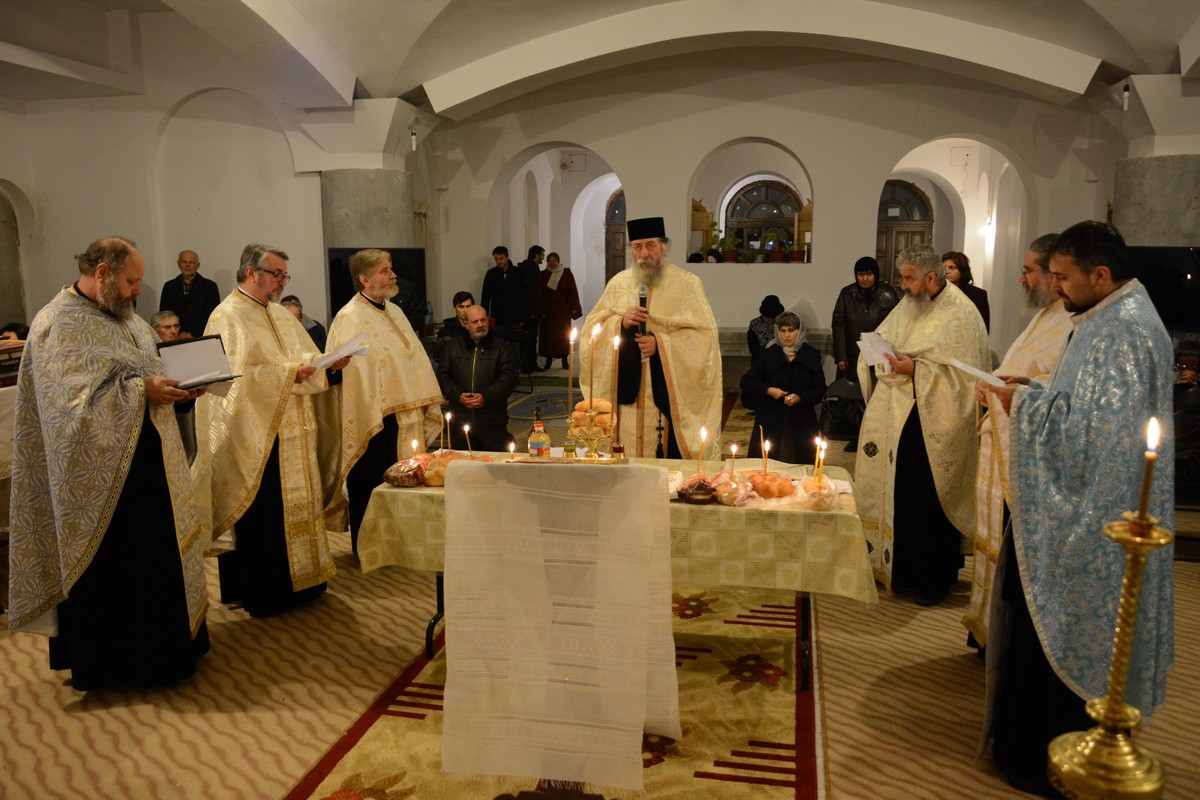 Sărbătoare închinată Sfinţilor Dosoftei şi Lucia, în Bucium
