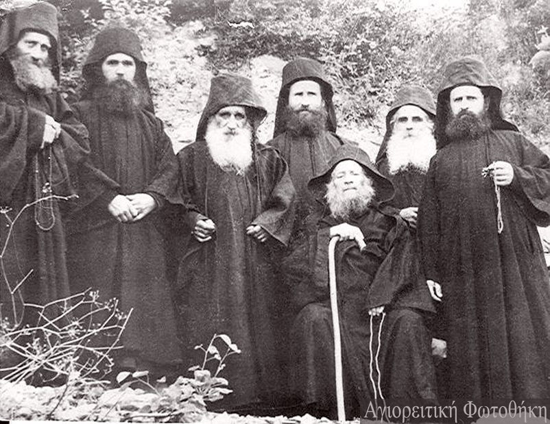Gheron Iosif şi obştea sa Ucenicii lui Gheron Iosif Isihastul – Părintele Efrem Filotheitul (5)