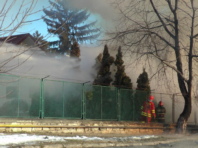 Centrul eparhial şi seminarul din Suceava, distruse în urma unui incendiu