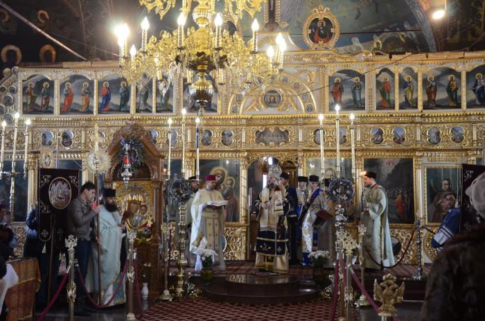 Slujba Bobotezei pe cuprinsul Patriarhiei Română văzută astăzi în 100 de imagini