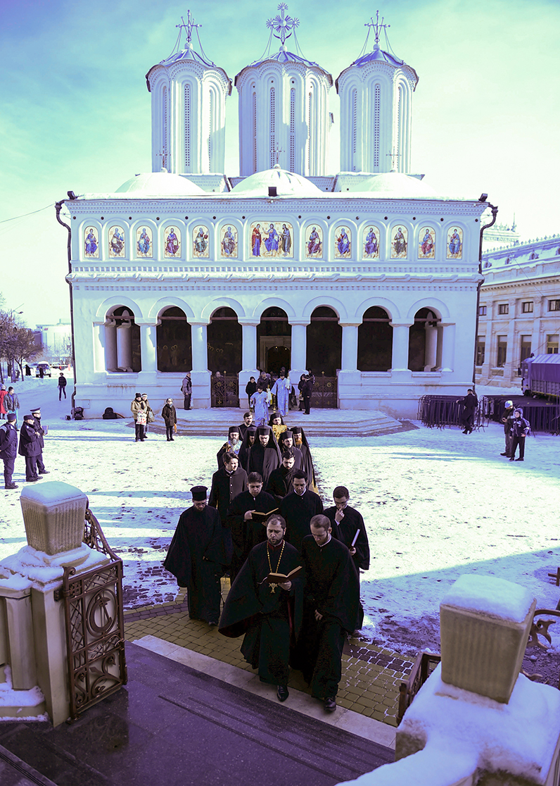 Slujba Bobotezei pe cuprinsul Patriarhiei Română văzută astăzi în 100 de imagini
