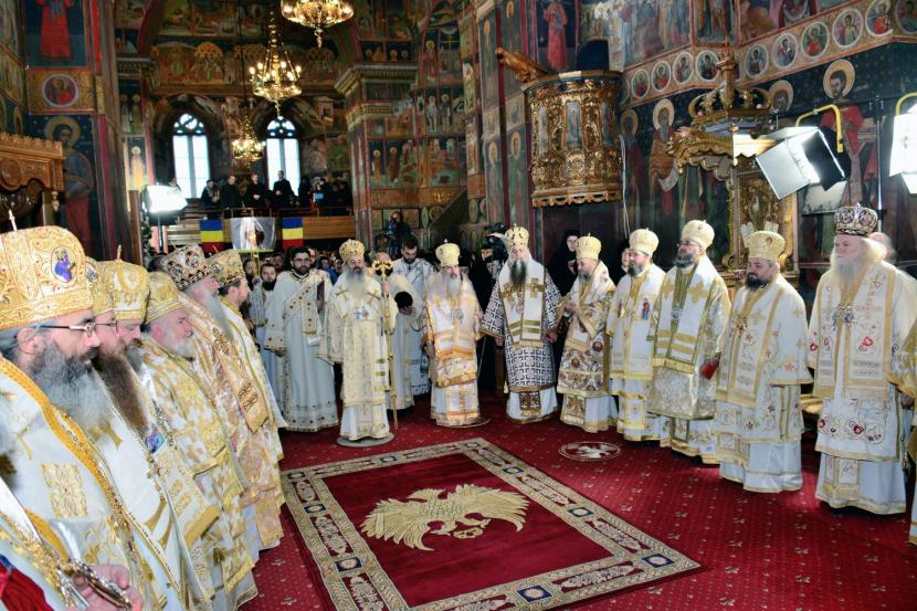 Înaltpreasfinţitul Ioachim este noul Arhiepiscop al Romanului şi Bacăului