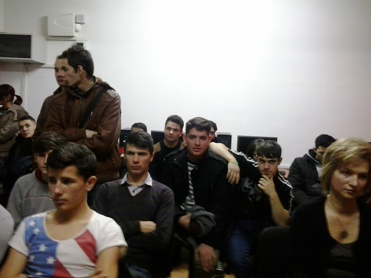 „Influenţa Unirii asupra istoriei şi a Bisericii“, la Colegiul Tehnic de Tansporturi şi Construcţii - Iaşi