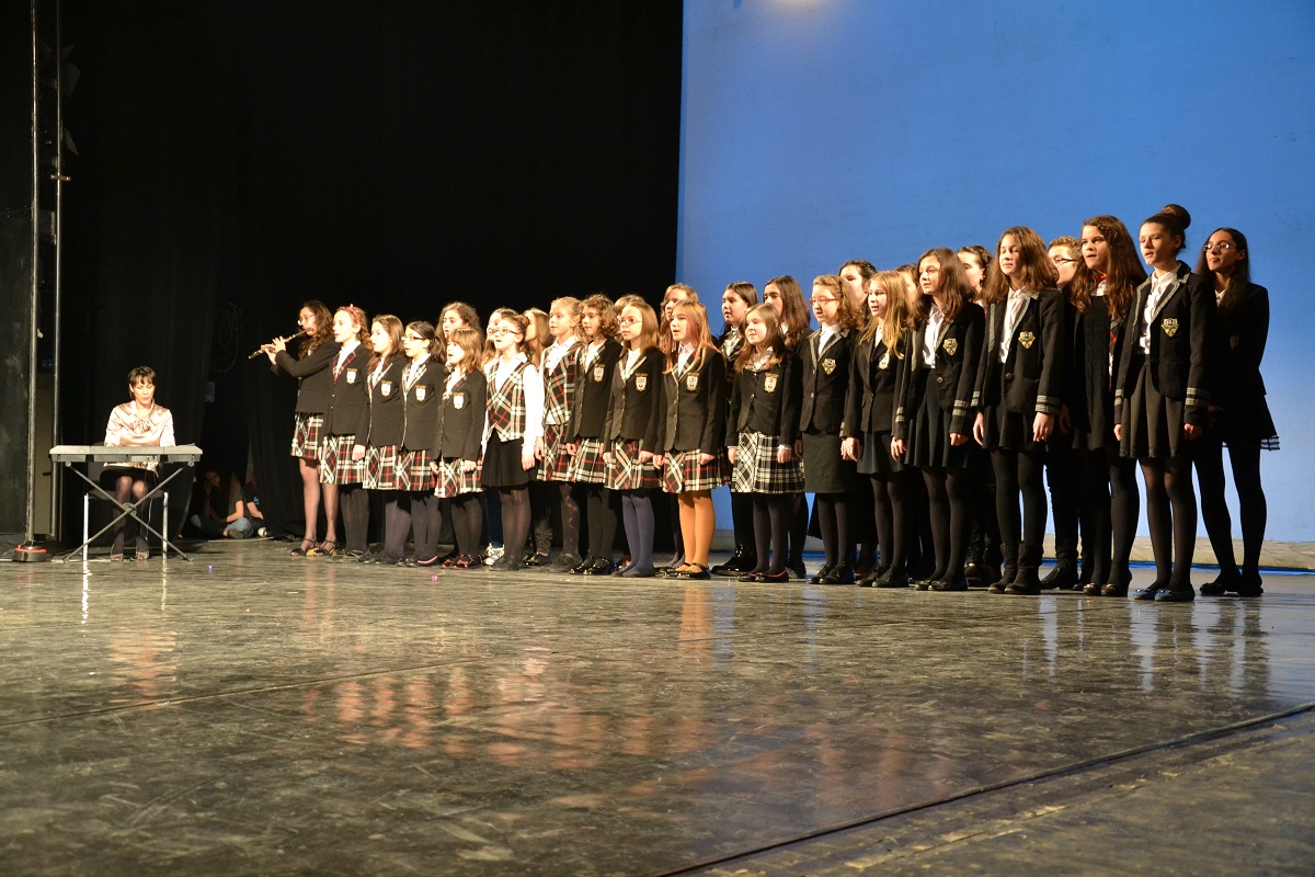 Colegiul Naţional „Mihai Eminescu“ din Iaşi a împlinit 150 de existenţă