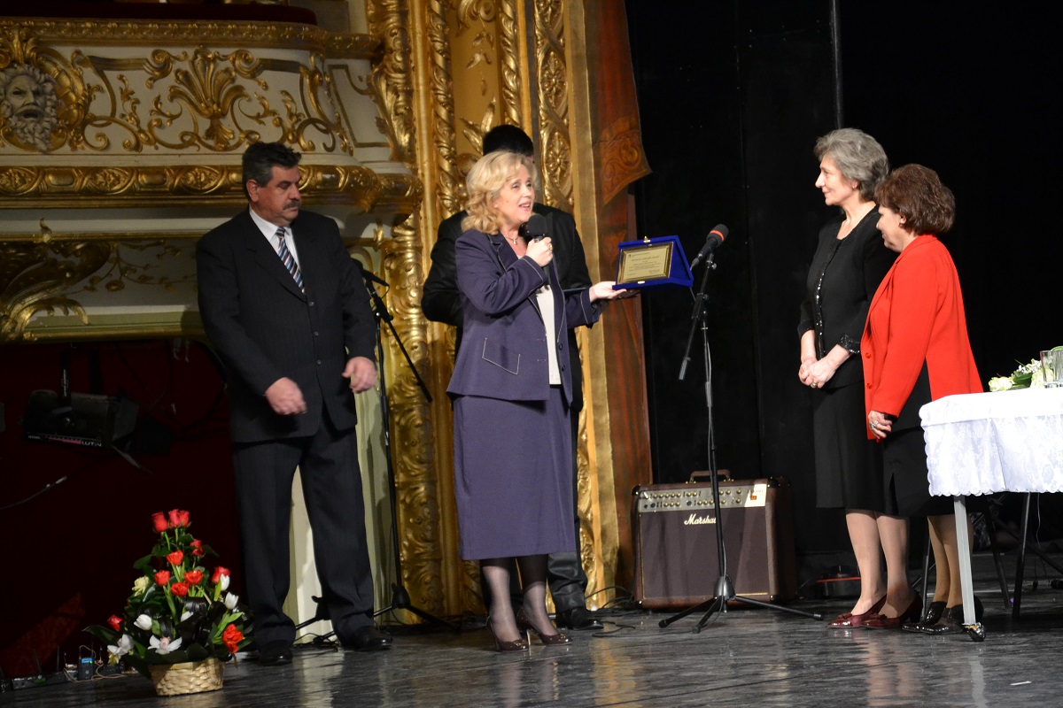 Colegiul Naţional „Mihai Eminescu“ din Iaşi a împlinit 150 de existenţă