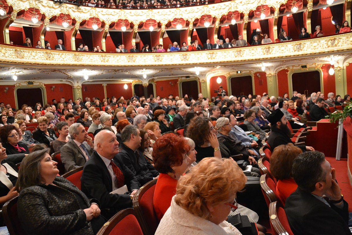 Colegiul Naţional „Mihai Eminescu“ din Iaşi a împlinit 150 de existenţă