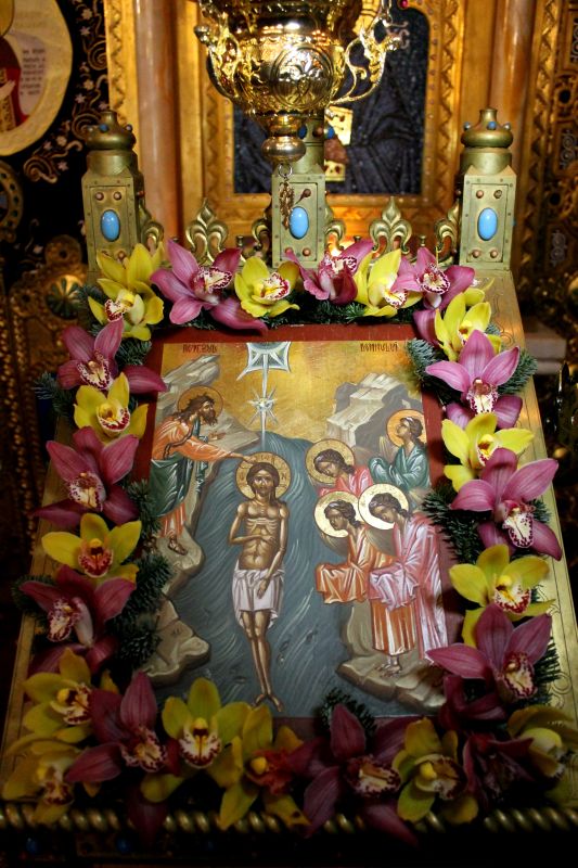 Slujba Bobotezei pe cuprinsul Patriarhiei Română văzută astăzi în 100 de imagini