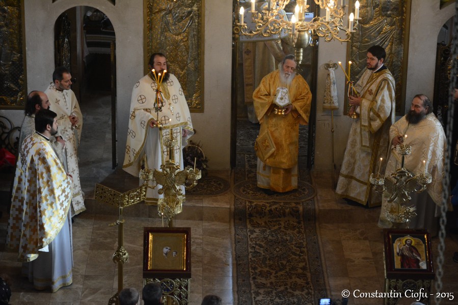 Hramul Parohiei Pojorâta II, serbat prin slujire arhierească