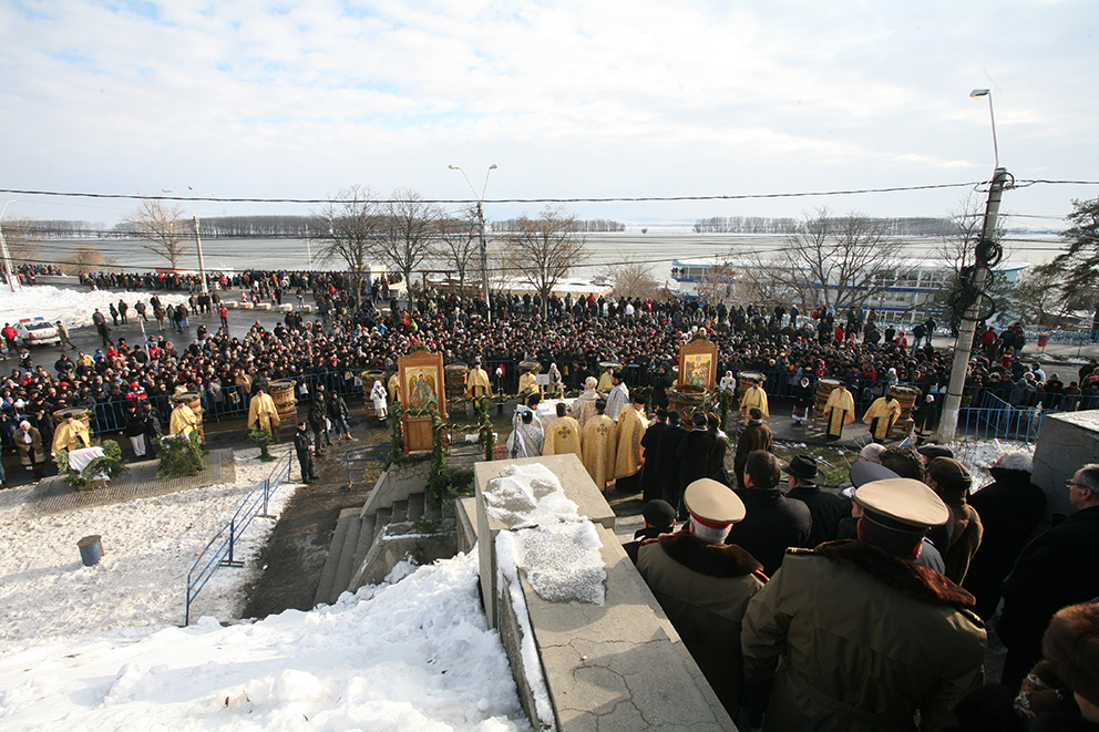 Slujba Bobotezei pe cuprinsul Patriarhiei Română văzută astăzi în 100 de imagini