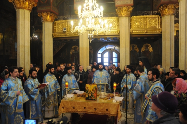 Slujba Bobotezei pe cuprinsul Patriarhiei Română văzută astăzi în 100 de imagini
