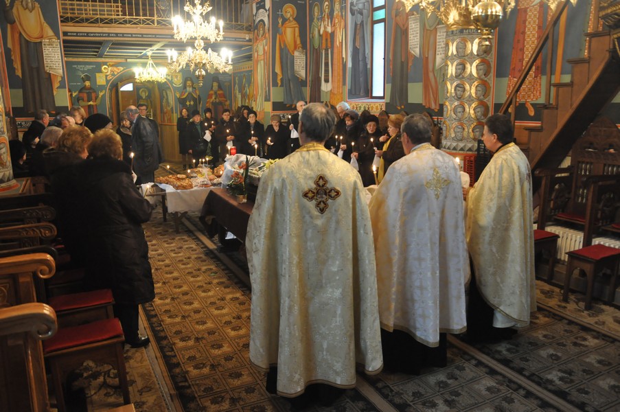 „A fost un model de preoteasă pentru multe generaţii din Iaşi“