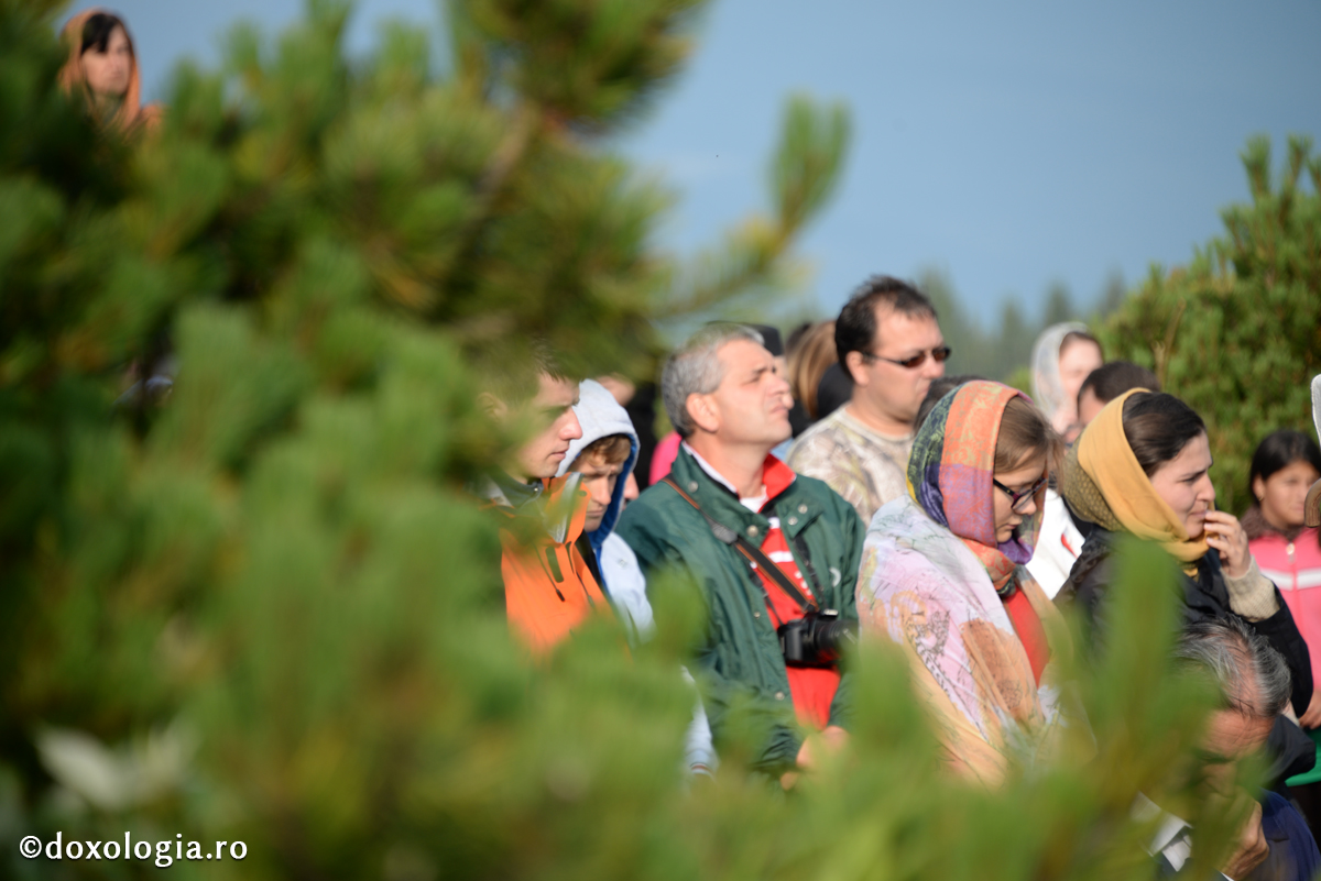 Dragostea de aproapele întemeiată pe dragostea de Hristos este trainică