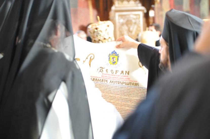 Gramată mitropolitană la întronizarea IPS Ioachim ca Arhiepiscop al Romanului și Bacăului