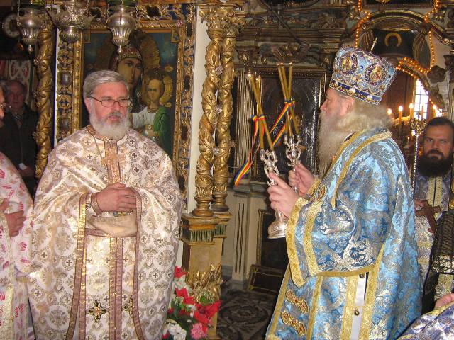 Binecuvântare arhierească în Parohia Pipirig II