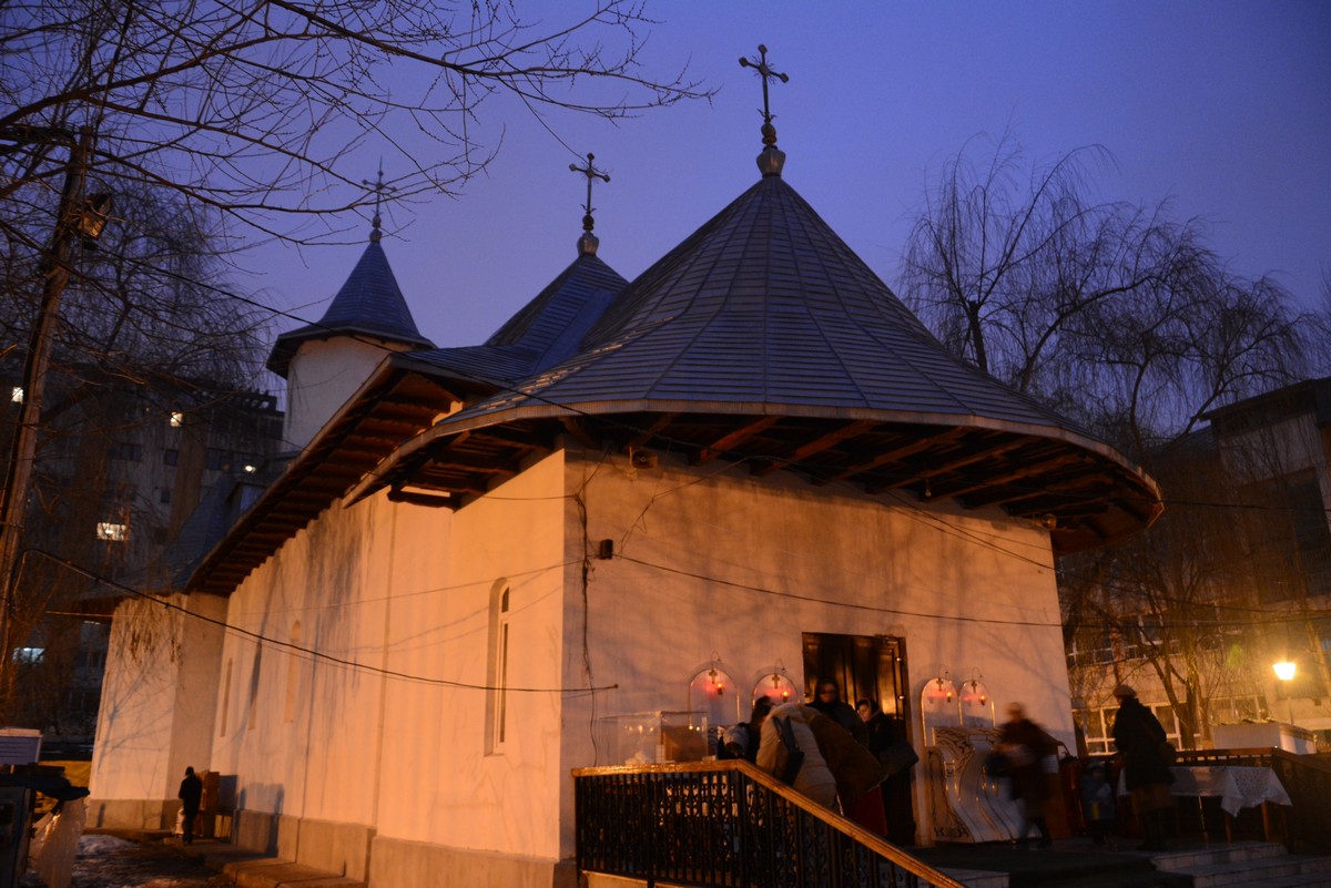 Paraclisul Parohiei „Sfântul Antonie“ din Iaşi, mănăstire pentru o zi