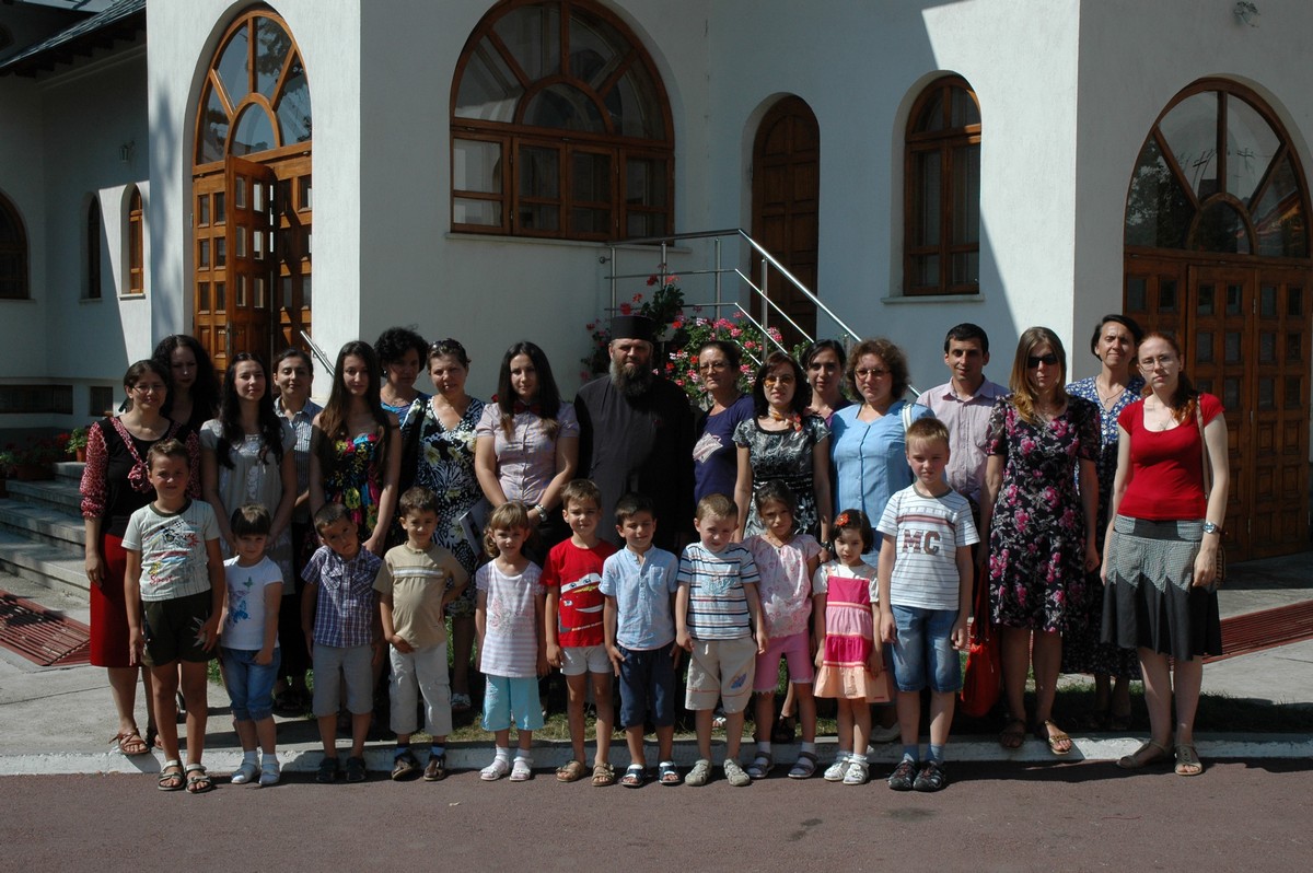 Tradiţie şi misiune în Parohia „Sfântul Ioan Botezătorul“ din Botoşani