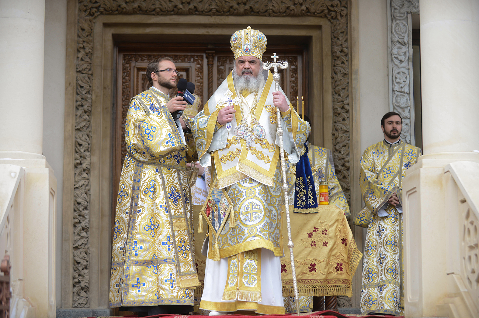 Slujba Bobotezei pe cuprinsul Patriarhiei Română văzută astăzi în 100 de imagini
