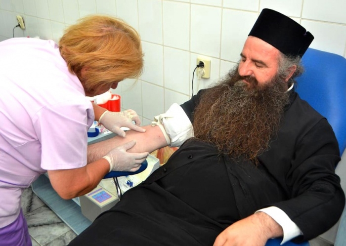 Acţiune umanitară a Ligii Tineretului Creştin Ortodox - Filiala Sector 2 Bucureşti în cadrul campaniei Patriarhiei Române „Donează sânge! Salvează o viaţă!”