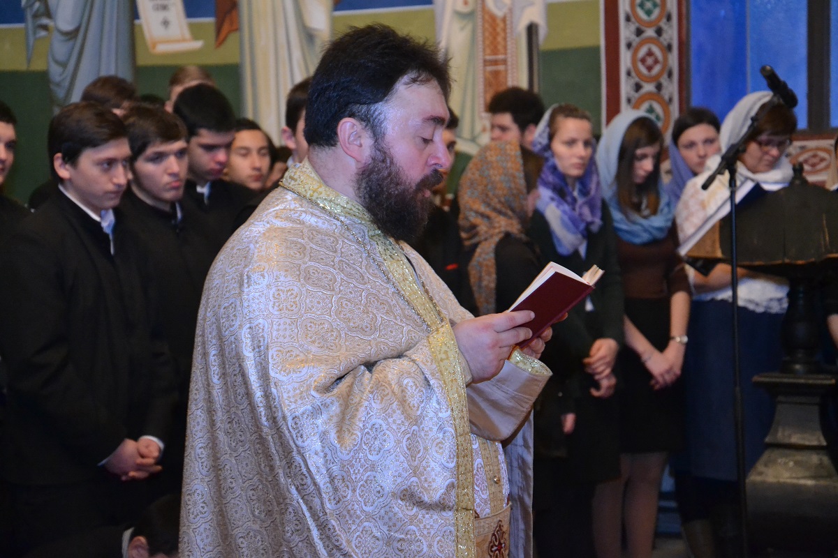 „Să petreceţi timpul liber în aşa fel încât să nu vă murdăriţi sufletul“