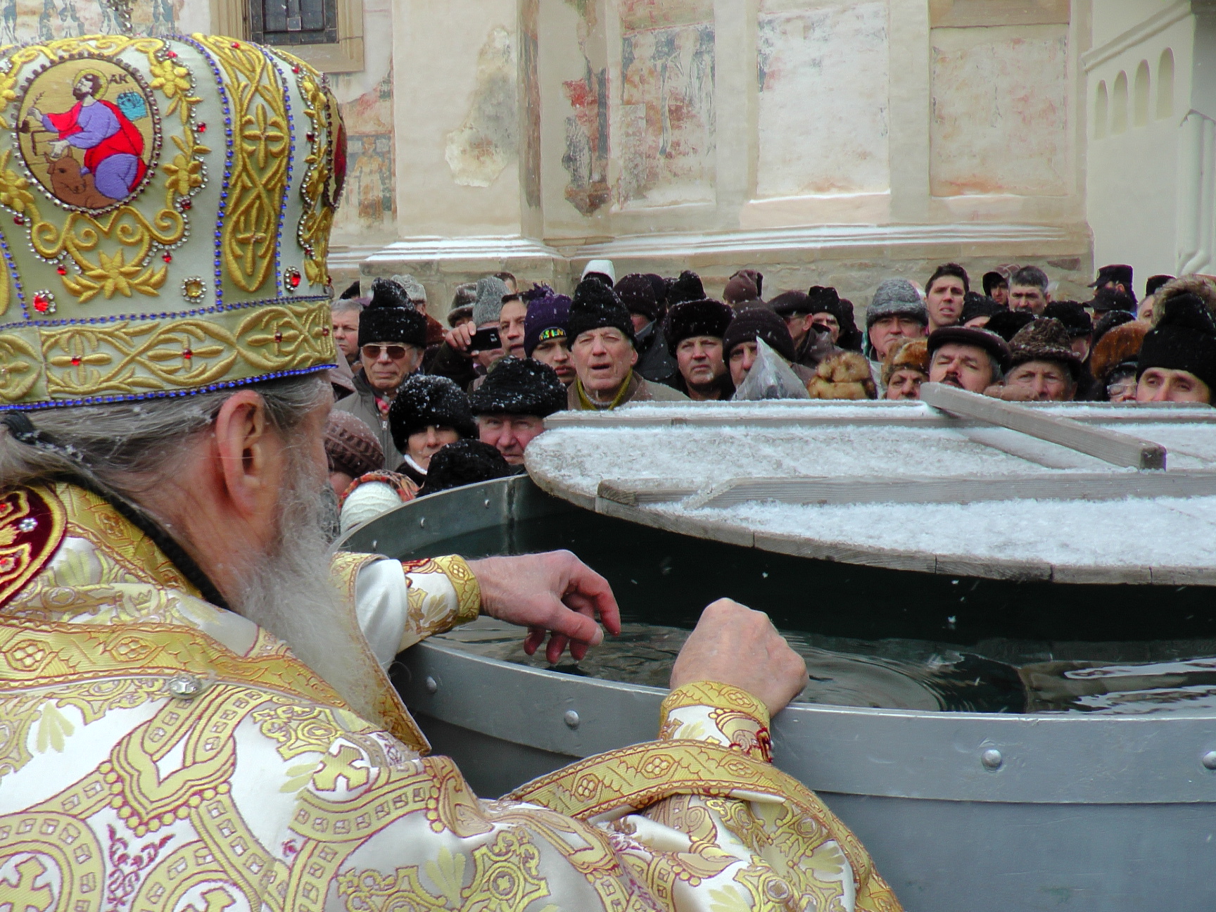 Slujba Bobotezei pe cuprinsul Patriarhiei Română văzută astăzi în 100 de imagini