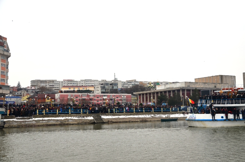 Slujba Bobotezei pe cuprinsul Patriarhiei Română văzută astăzi în 100 de imagini