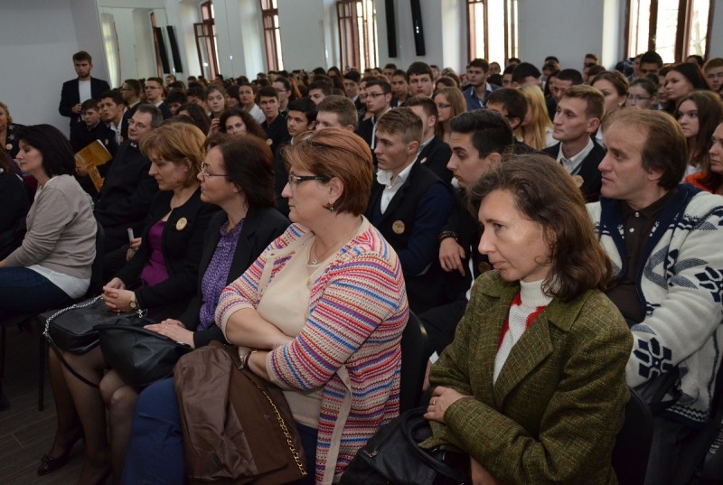 150 de ani de existenţă, serbaţi la Colegiul Naţional „Mihai Eminescu“ din Iaşi