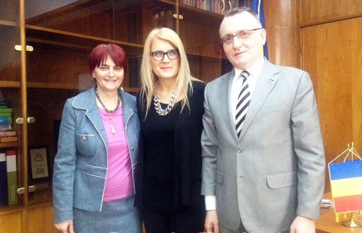 Scrisoare deschisă a Asociaţiei „Părinţi pentru Ora de Religie” către ministrul educaţiei