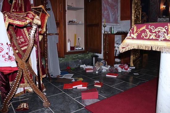 Biserică ortodoxă profanată în Karlovac (Croația)