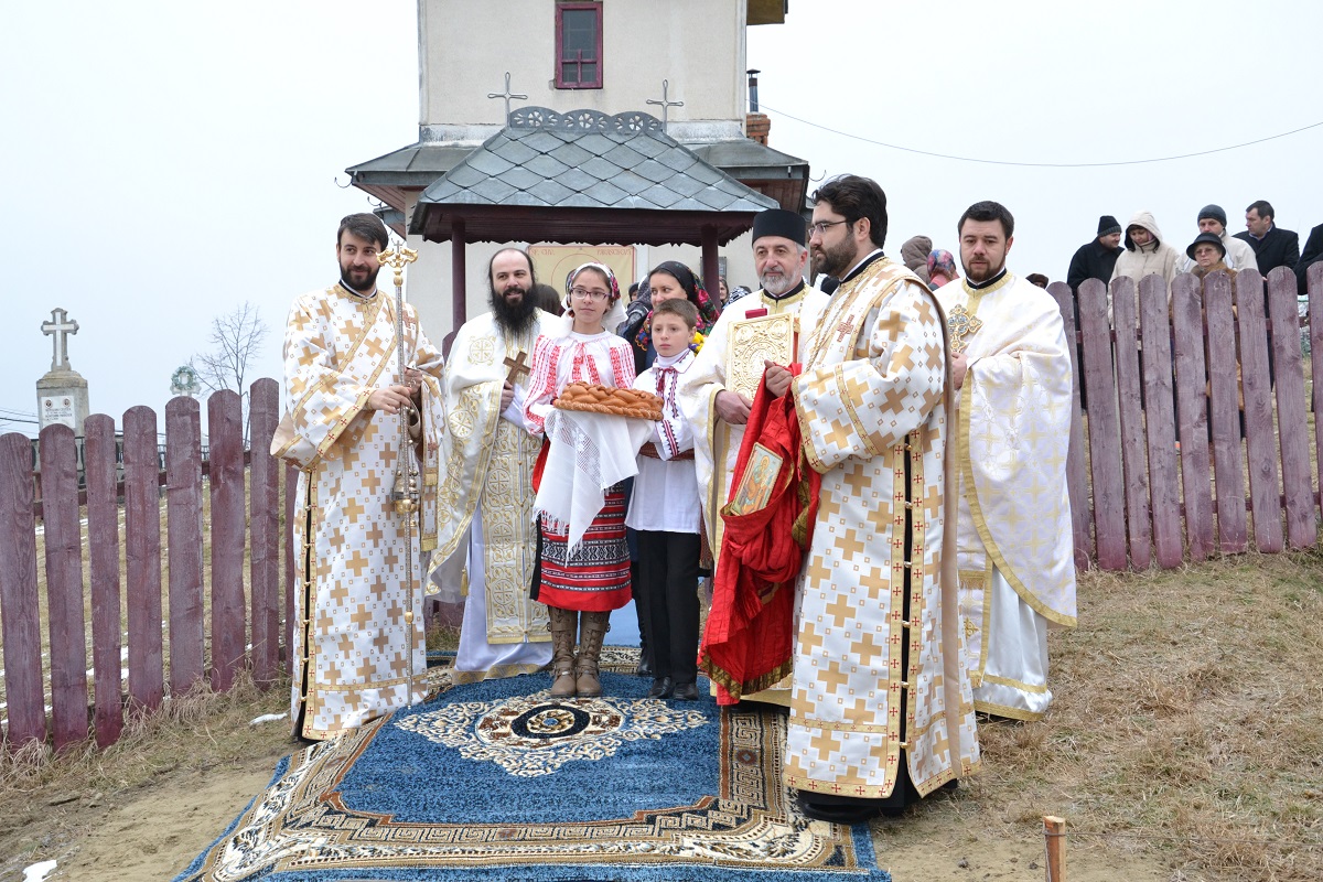 IPS Părinte Mitropolit Teofan: „Criteriul judecăţii lui Dumnezeu va fi mila faţă de cei aflaţi în suferinţă“ IPS Părinte Mitropolit Teofan: „Criteriul judecăţii lui Dumnezeu va fi mila faţă de cei aflaţi în suferinţă“
