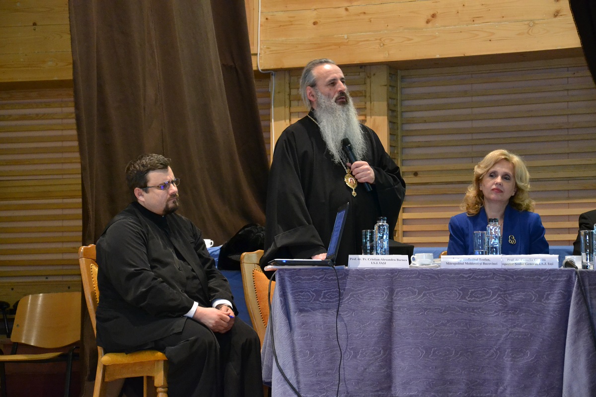 „Elevul vrea să vadă în profesorul de religie ceea ce el predă la oră“