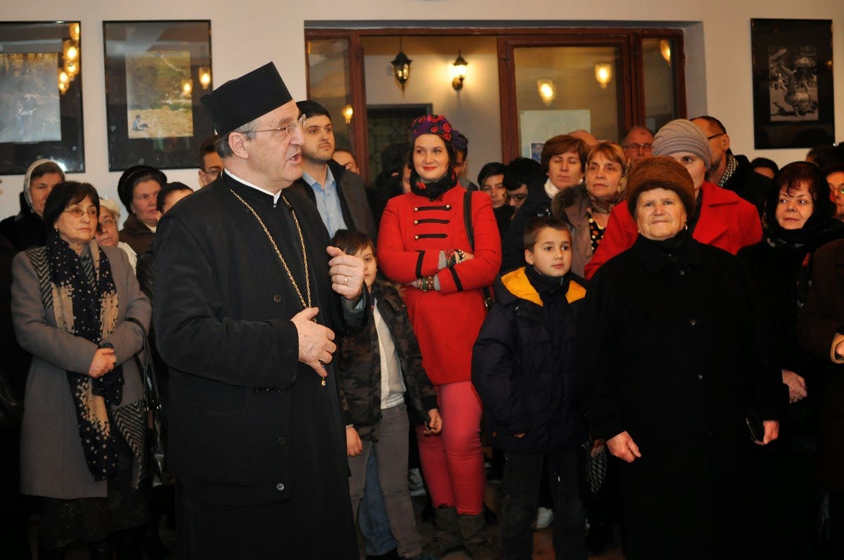 Seară culturală în galeria Bisericii „Adormirea Maicii Domnului“ - Galata din Iaşi Seară culturală în galeria Bisericii „Adormirea Maicii Domnului“ - Galata din Iaşi