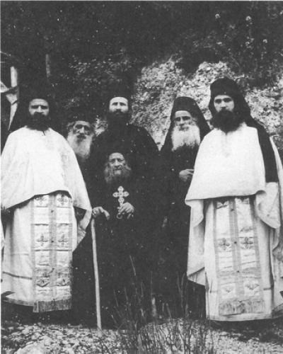 Ucenicii lui Gheron Iosif Isihastul – Părintele Efrem Filotheitul (20) Ucenicii lui Gheron Iosif Isihastul – Părintele Efrem Filotheitul (20)